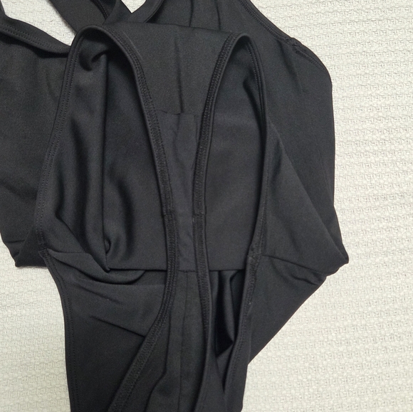 ALO Yoga Black Open-Back One-Piece Swimsuit M Bodysuit - Picture 9 of 10
